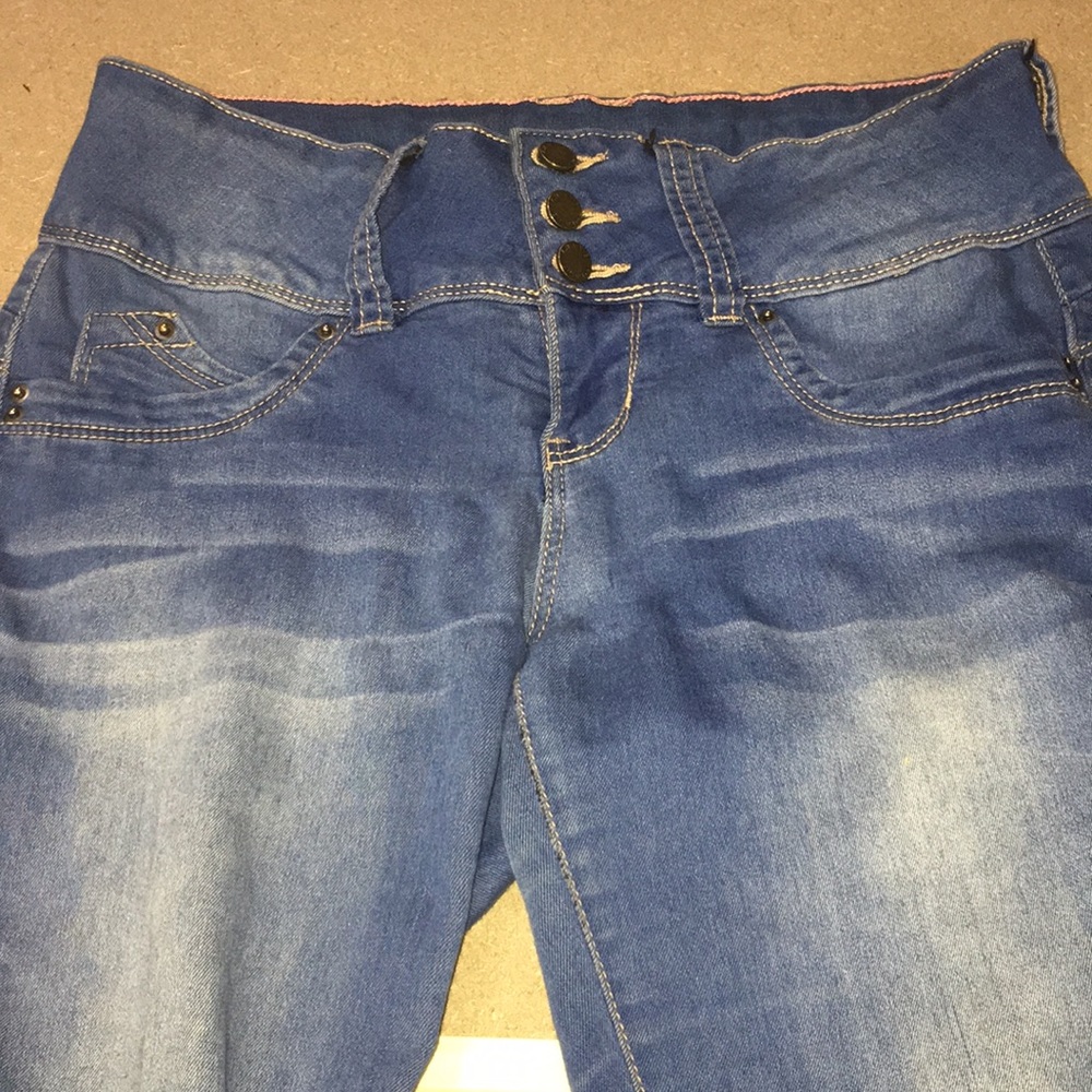 Blue jeans.